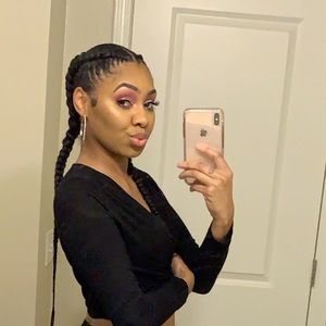 Meet your Posher, Monica